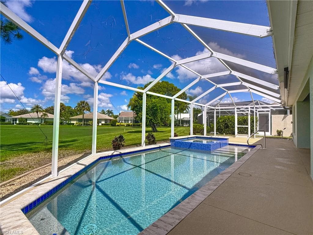 2241 Rio Nuevo DR, NORTH FORT MYERS FL 33917-28