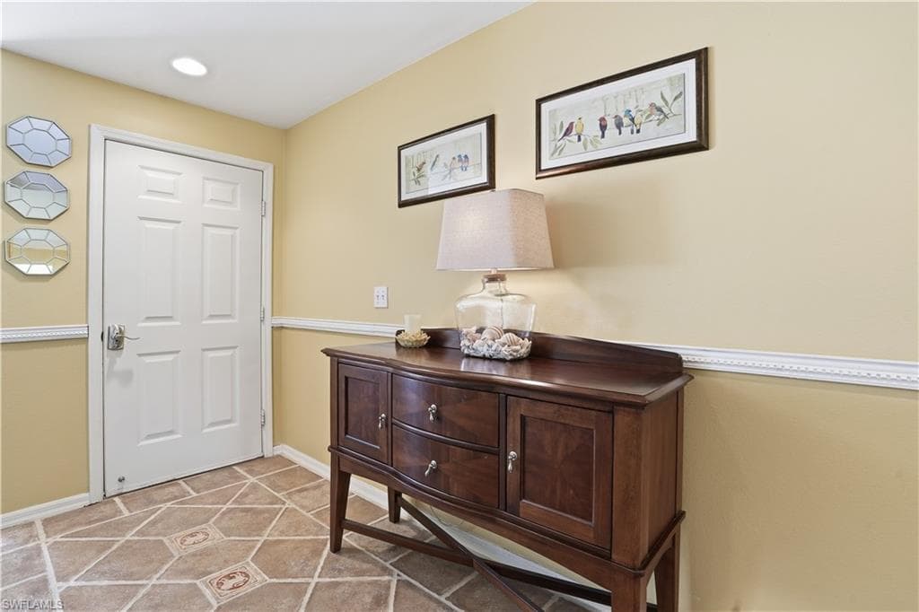 1120 Sarah Jean CIR B204-3