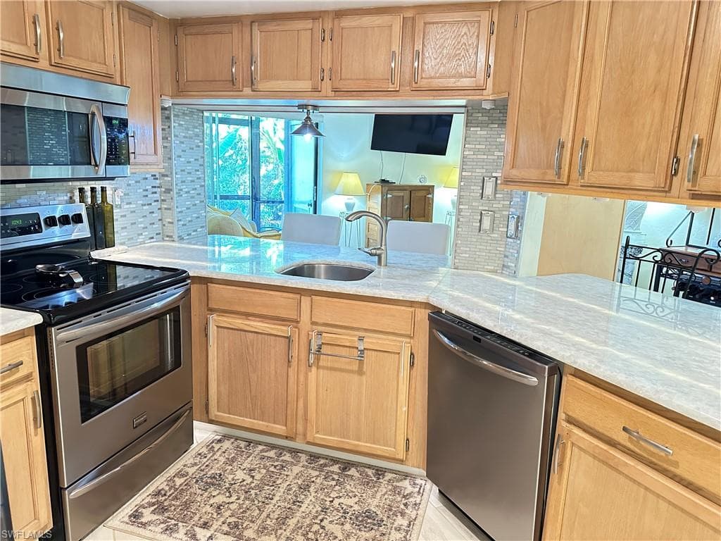 9635 Eaton Gardens LN # 103, FORT MYERS FL 33919-9
