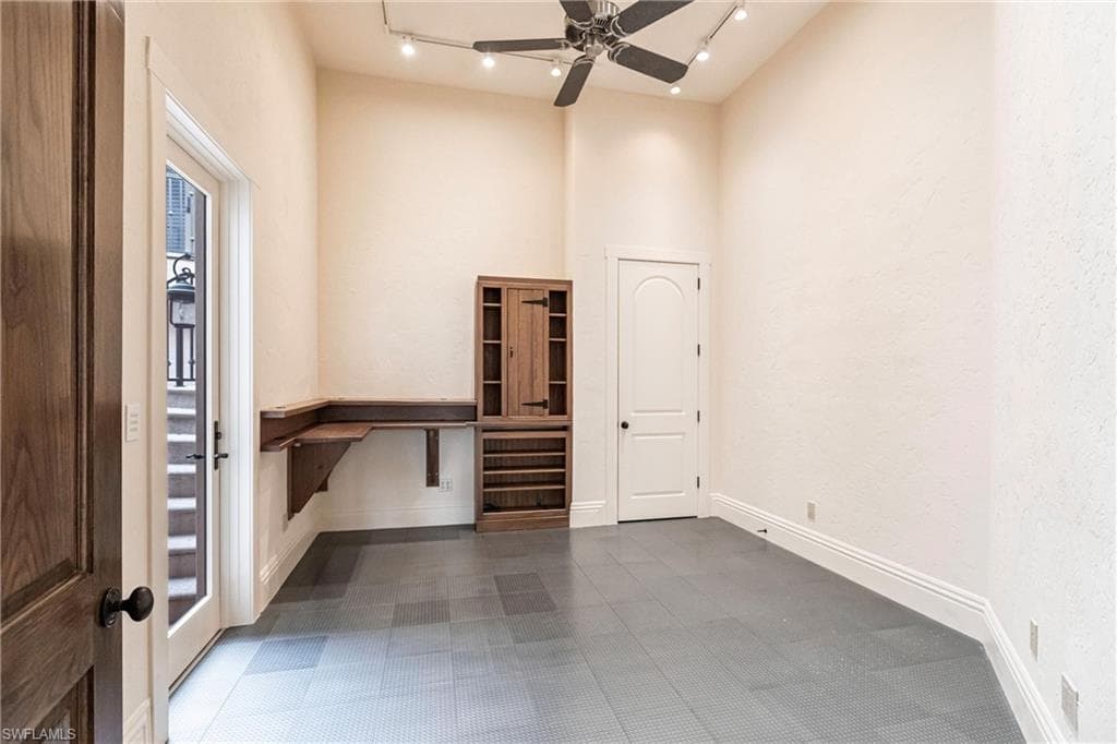 11558 Aerie LN, NAPLES FL 34120-27