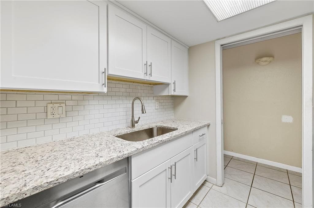 2366 E Mall DR # 213, FORT MYERS FL 33901-12