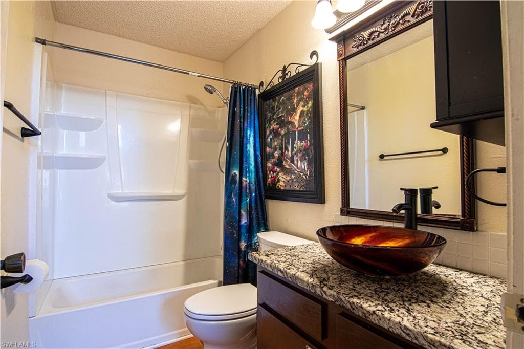 8407 S Haven LN, FORT MYERS FL 33919-25