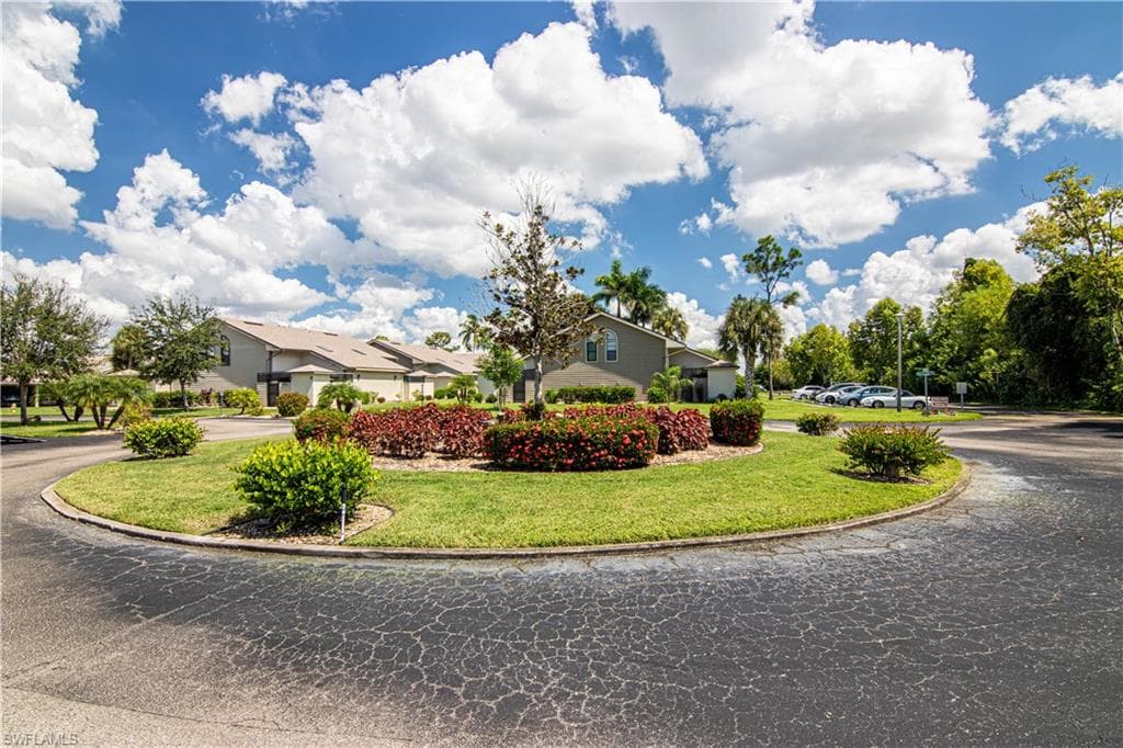 8407 S Haven LN, FORT MYERS FL 33919-31