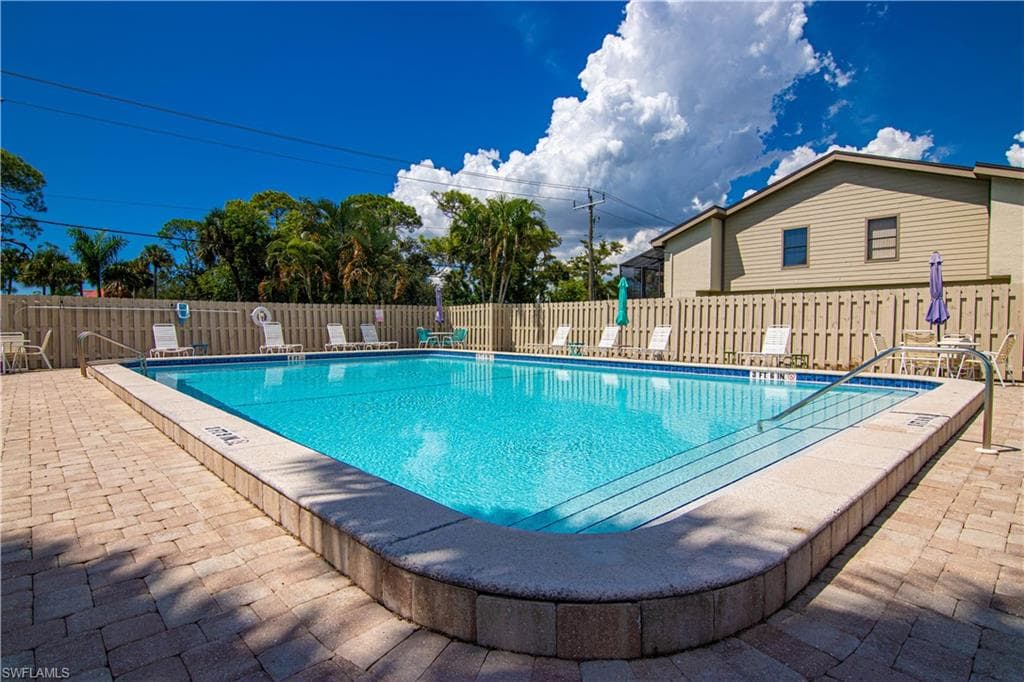 8407 S Haven LN, FORT MYERS FL 33919-27