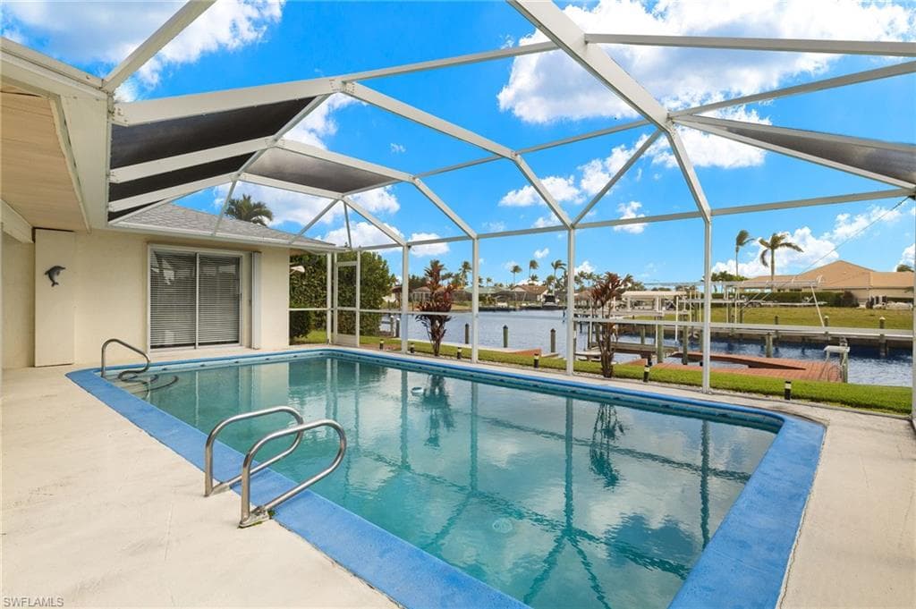 1740 Savona PKWY, CAPE CORAL FL 33904-2