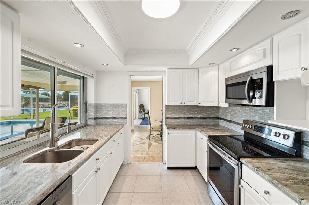 1740 Savona PKWY, CAPE CORAL FL 33904-10