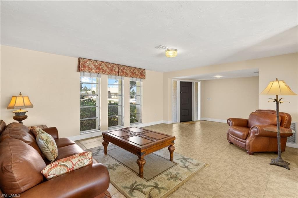 1740 Savona PKWY, CAPE CORAL FL 33904-3