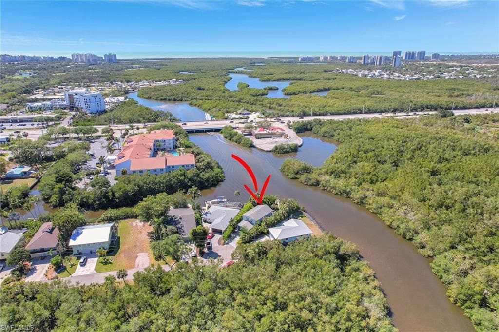 193 Cocohatchee ST, NAPLES FL 34110-47