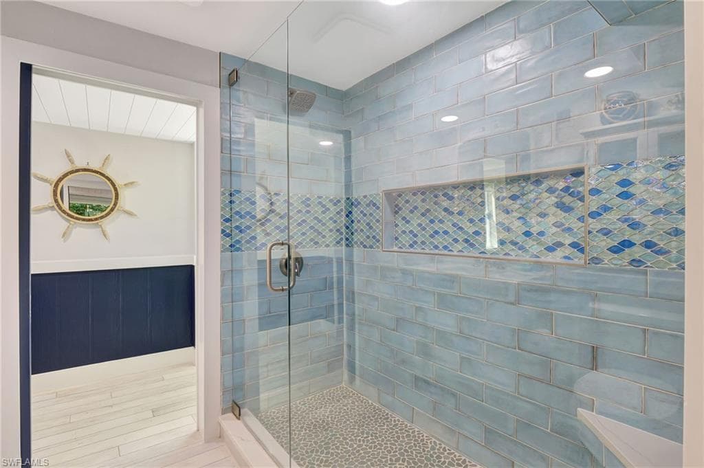 193 Cocohatchee ST, NAPLES FL 34110-28