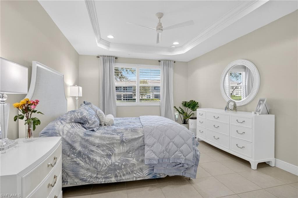 6960 Avalon CIR # 803, NAPLES FL 34112-14