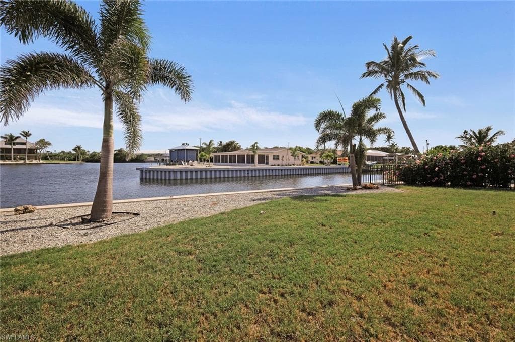 7775 Bocilla LN, BOKEELIA FL 33922-33