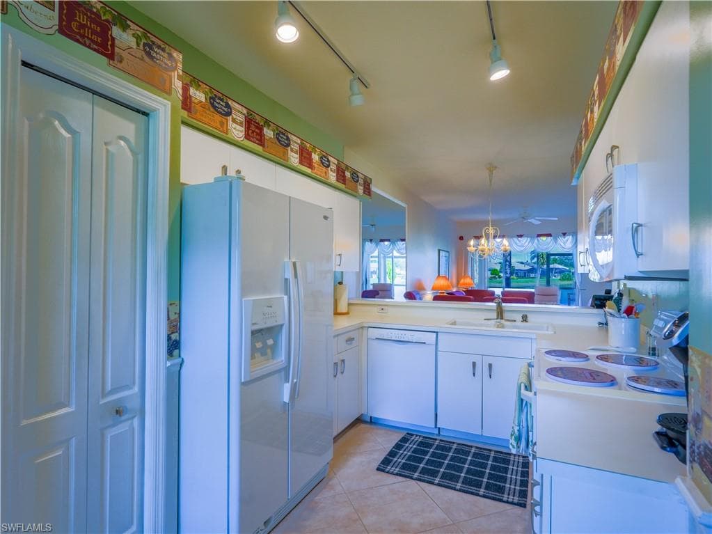 20730 Country Creek DR # 716, ESTERO FL 33928-11