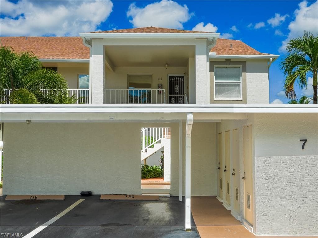 20730 Country Creek DR # 716, ESTERO FL 33928-21