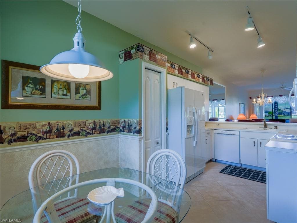 20730 Country Creek DR # 716, ESTERO FL 33928-14