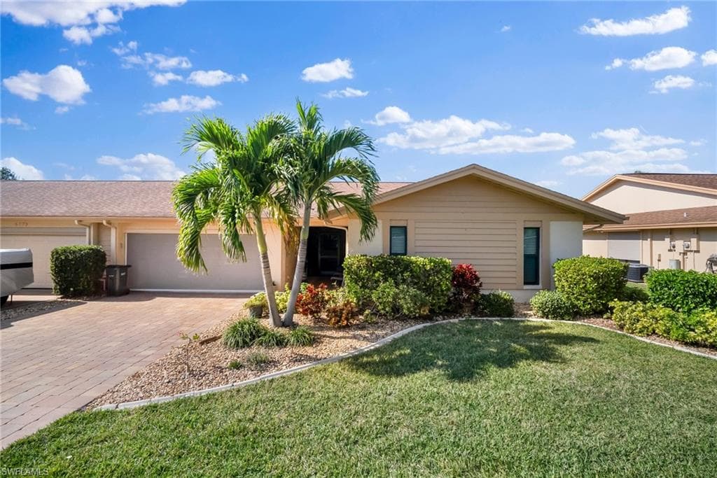 5771 Arvine CIR, FORT MYERS FL 33919-1