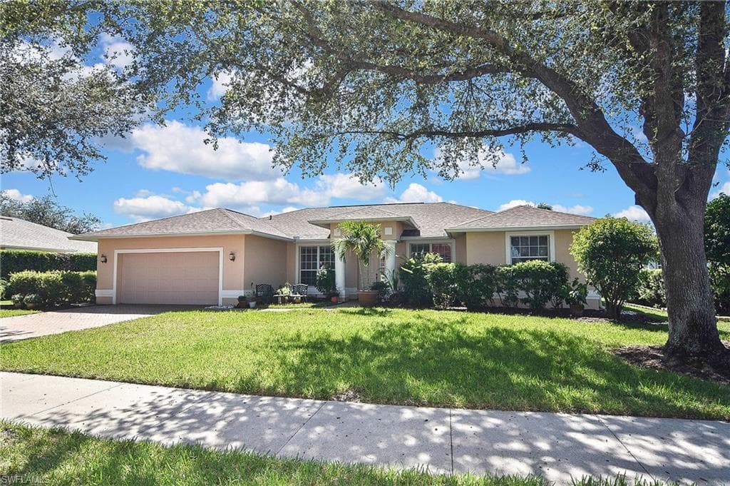 9160 Kings Cove CT, FORT MYERS FL 33967-1