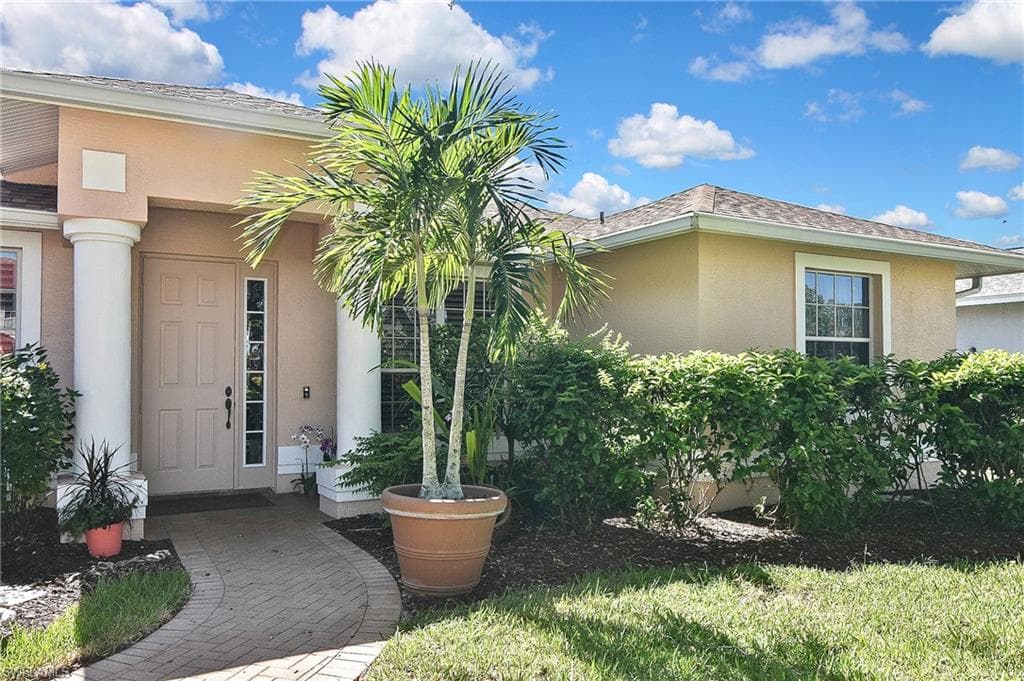 9160 Kings Cove CT, FORT MYERS FL 33967-4