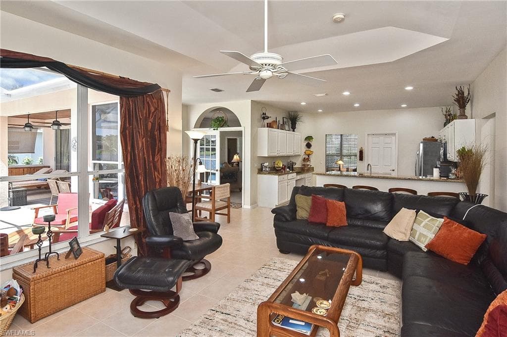 9160 Kings Cove CT, FORT MYERS FL 33967-36