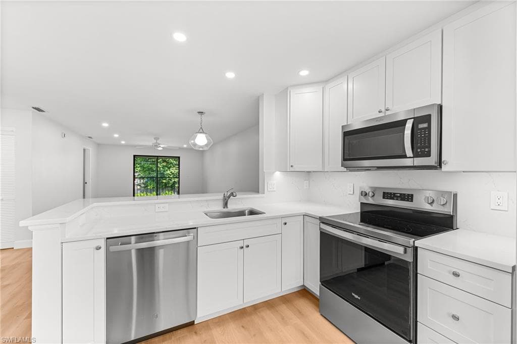 1155 Rosemary CT # B207, NAPLES FL 34103-5