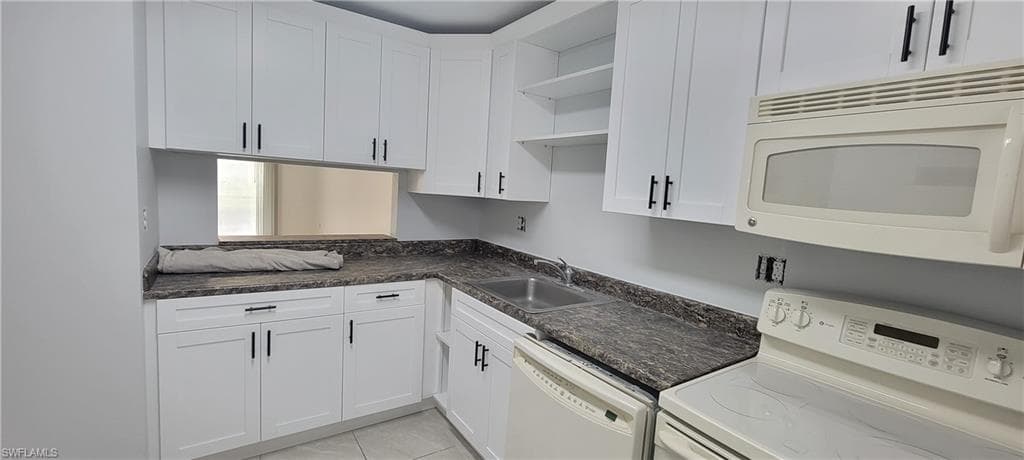 5233 Treetops DR # Y102, NAPLES FL 34113-1