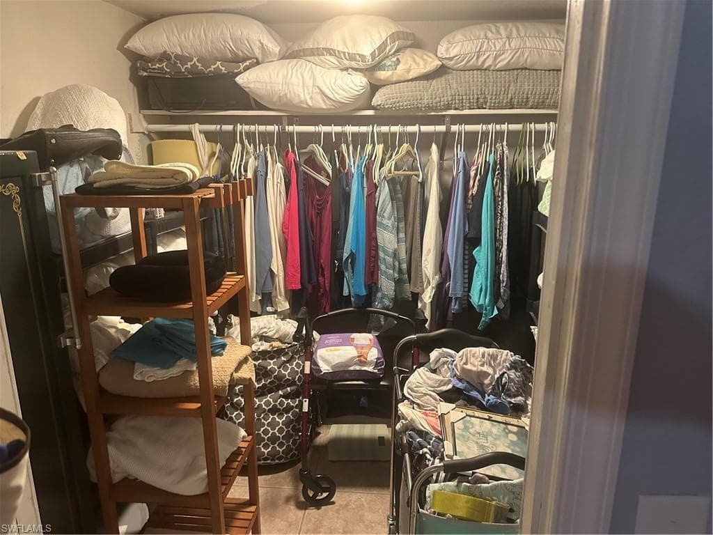 950 Moody RD # 110, NORTH FORT MYERS FL 33903-23