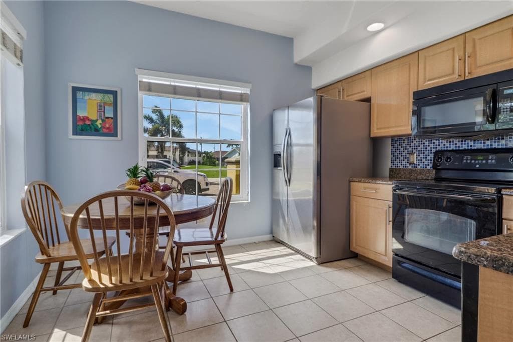 5003 SW 16th PL 108-12