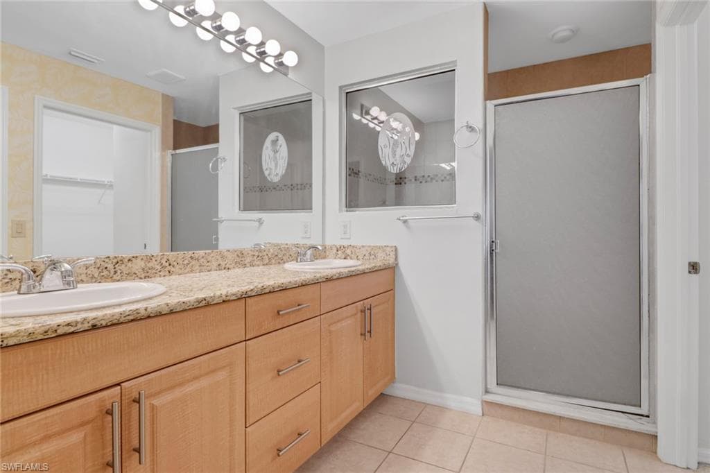 5003 SW 16th PL 108-16