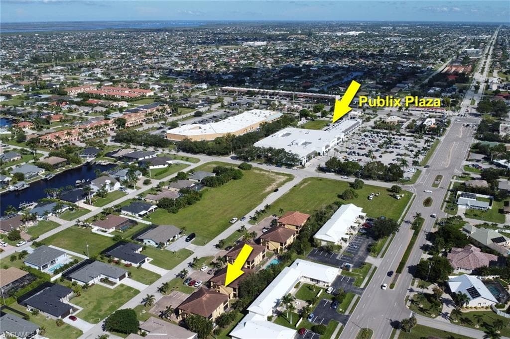 5003 SW 16th PL 108-35