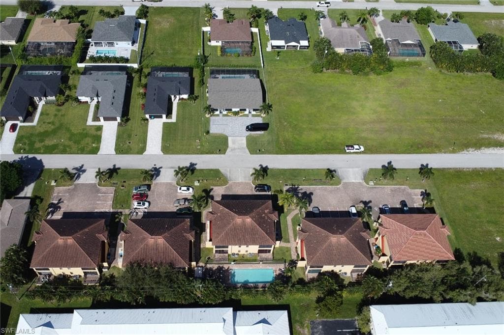 5003 SW 16th PL 108-31