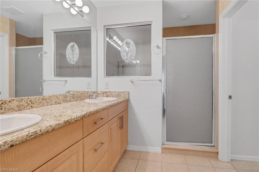 5003 SW 16th PL 108-17