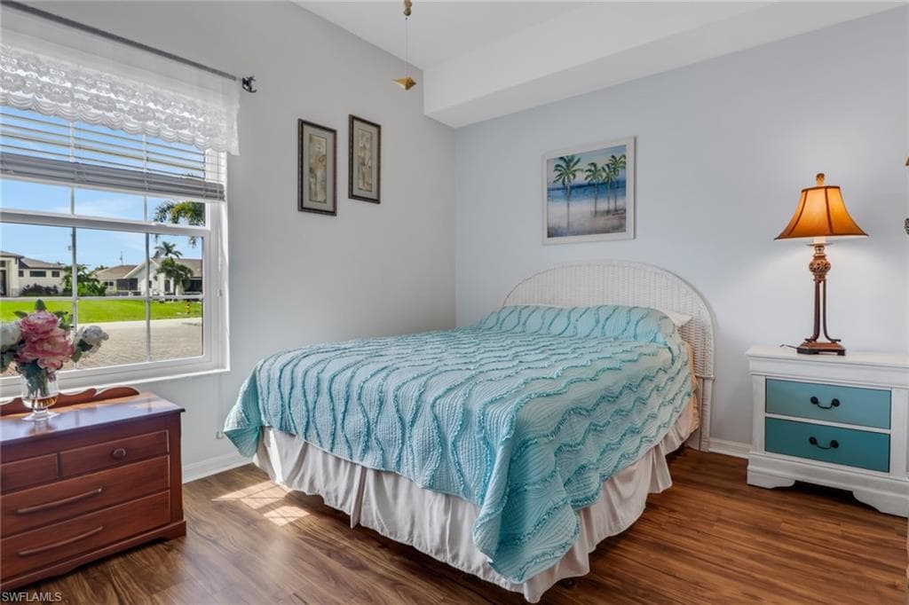 5003 SW 16th PL 108-18