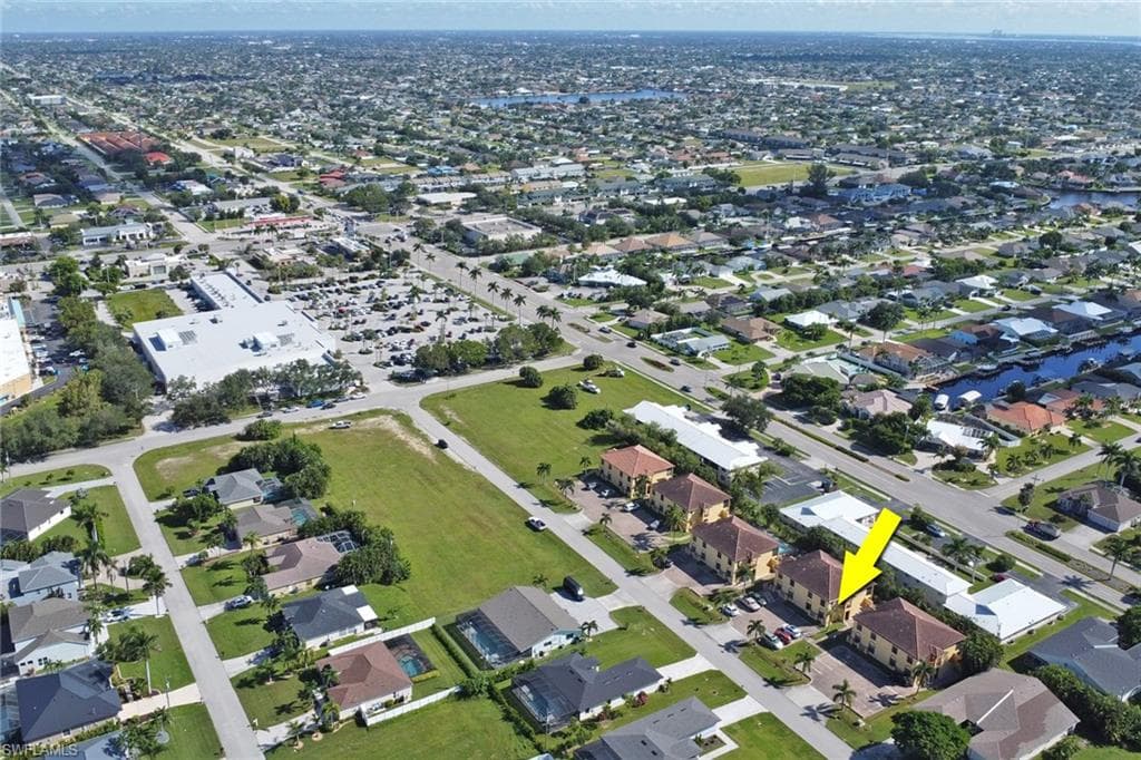 5003 SW 16th PL 108-38