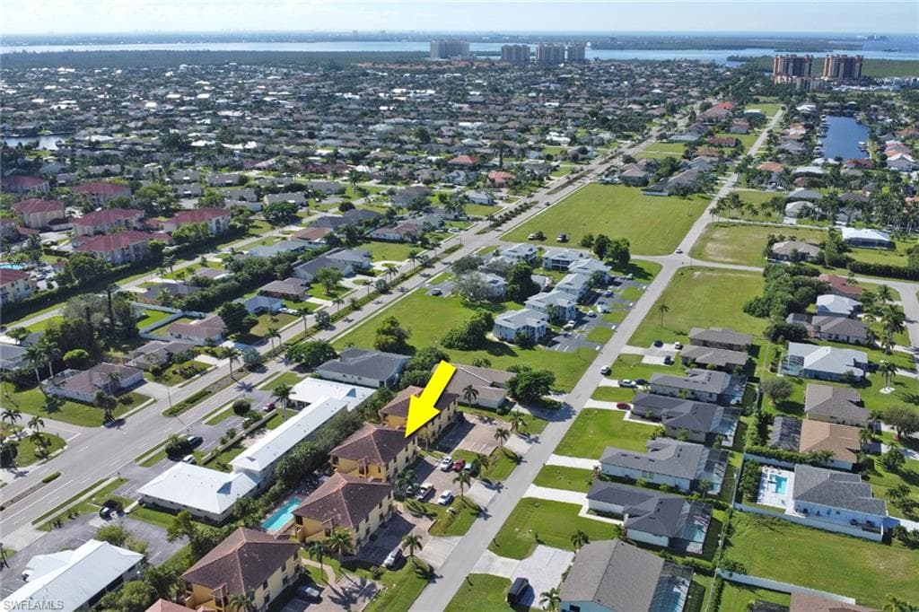 5003 SW 16th PL 108-3