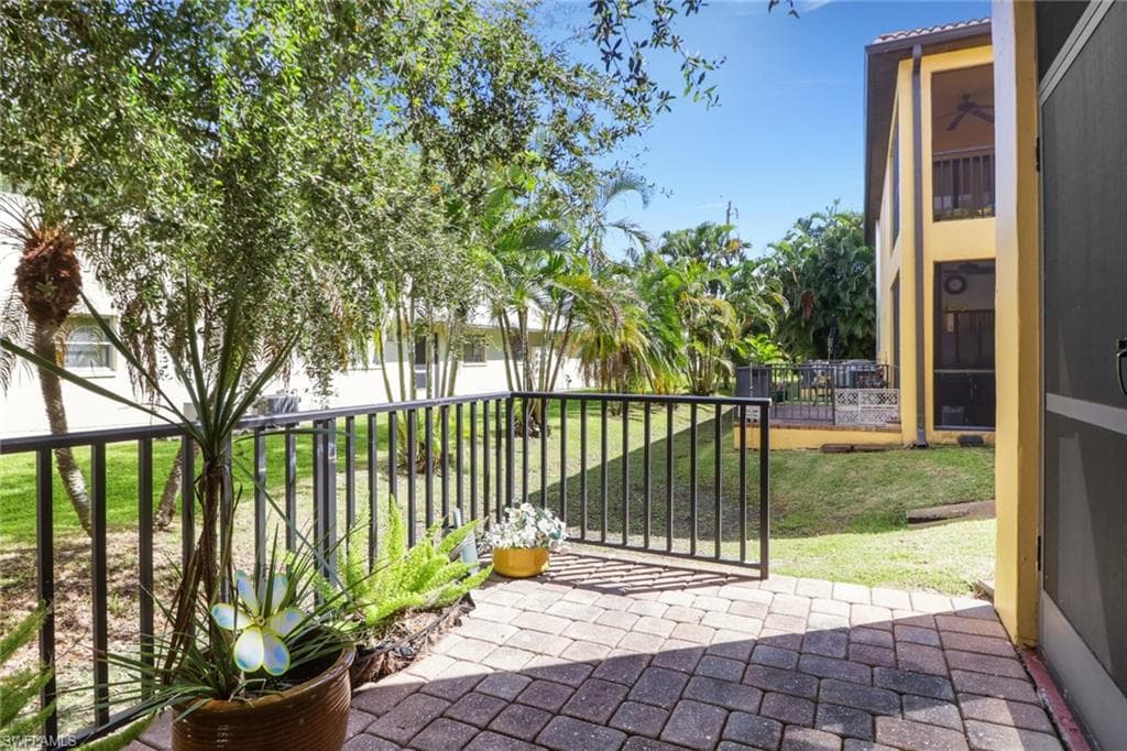 5003 SW 16th PL 108-24
