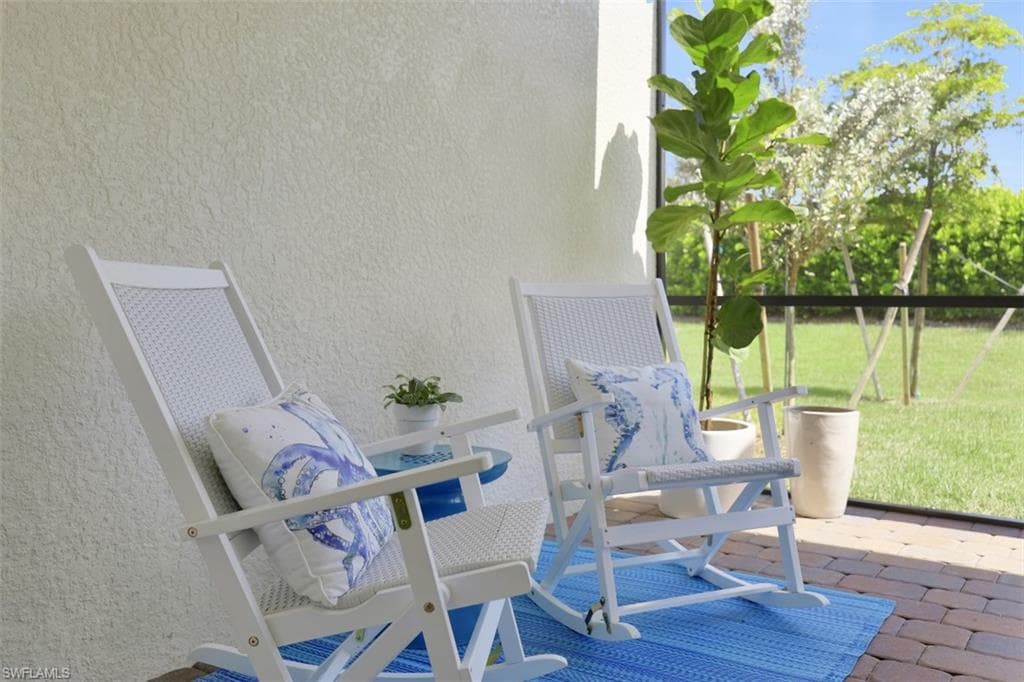 14663 Edgewater CIR, NAPLES FL 34114-12