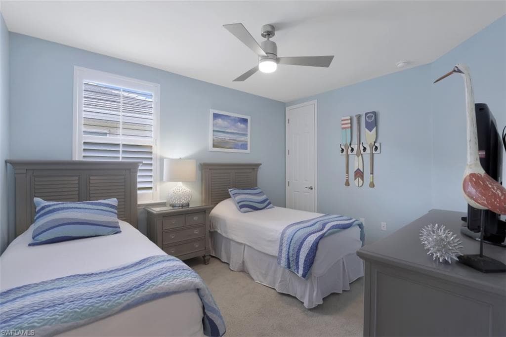 14663 Edgewater CIR, NAPLES FL 34114-15