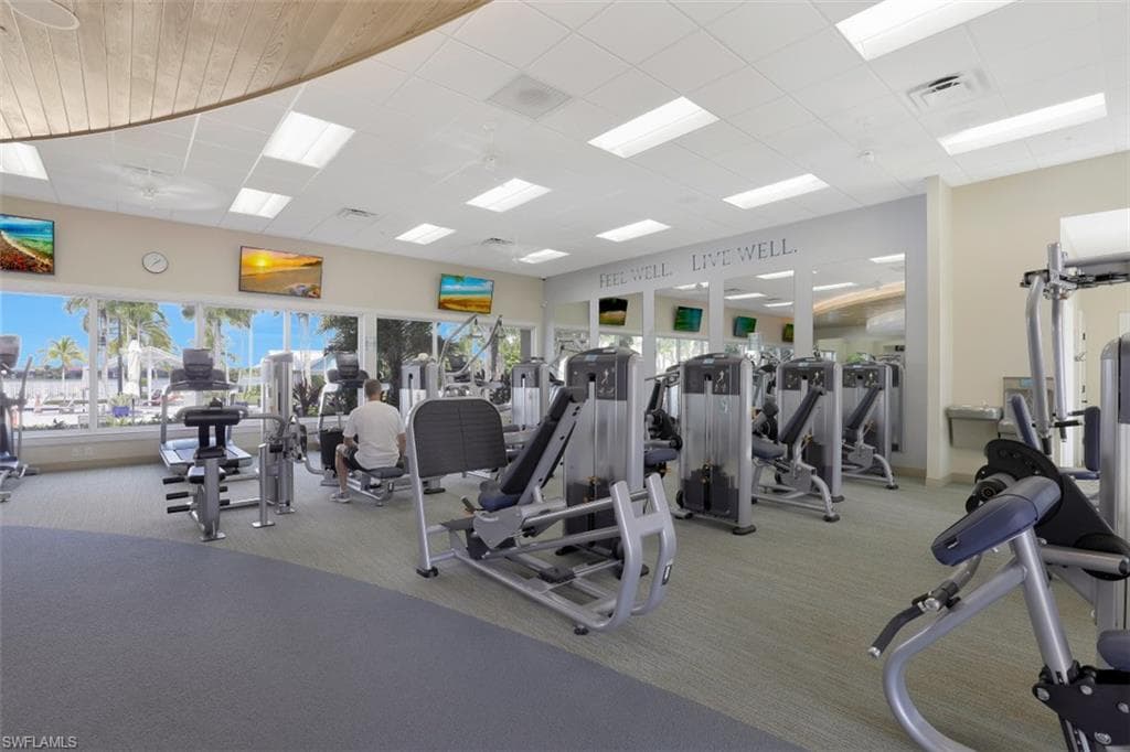 14663 Edgewater CIR, NAPLES FL 34114-31