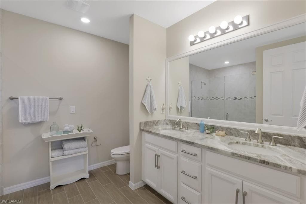 14663 Edgewater CIR, NAPLES FL 34114-14