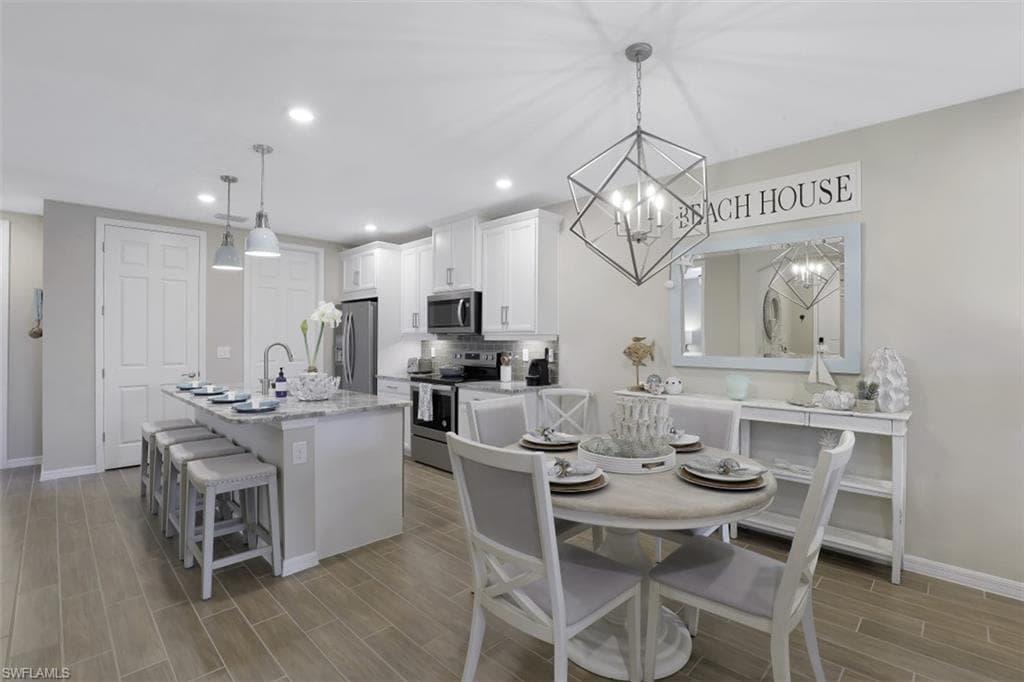 14663 Edgewater CIR, NAPLES FL 34114-7