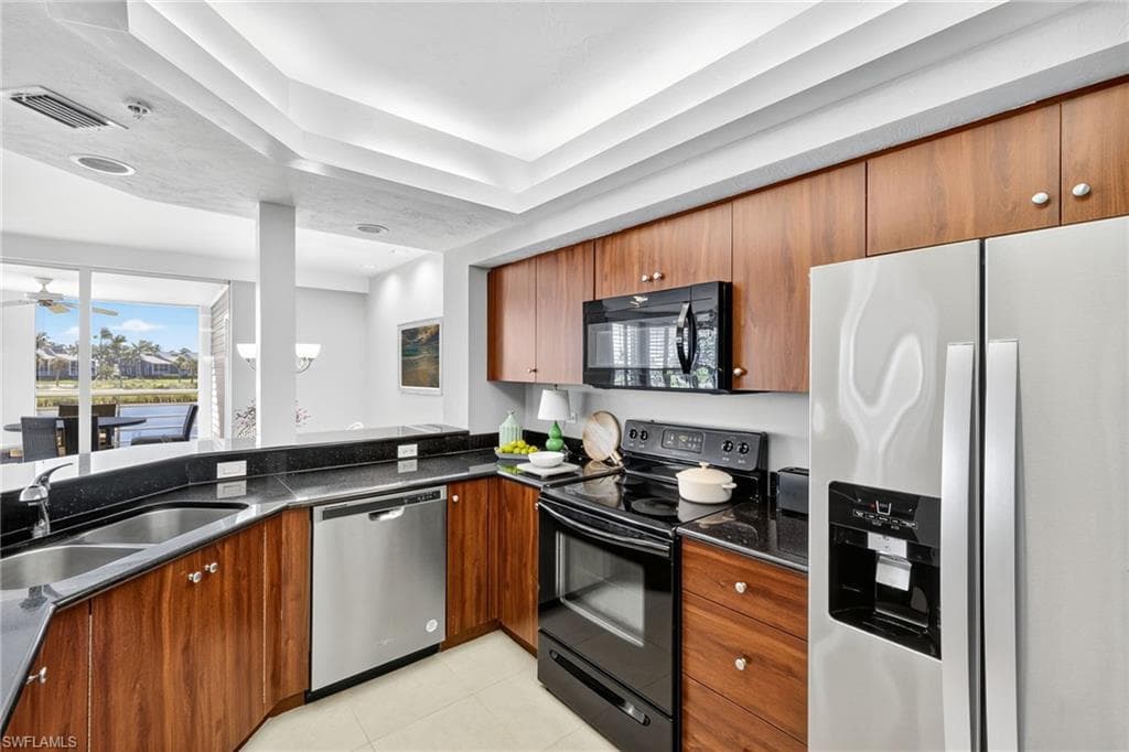 1659 Lands End Village-3