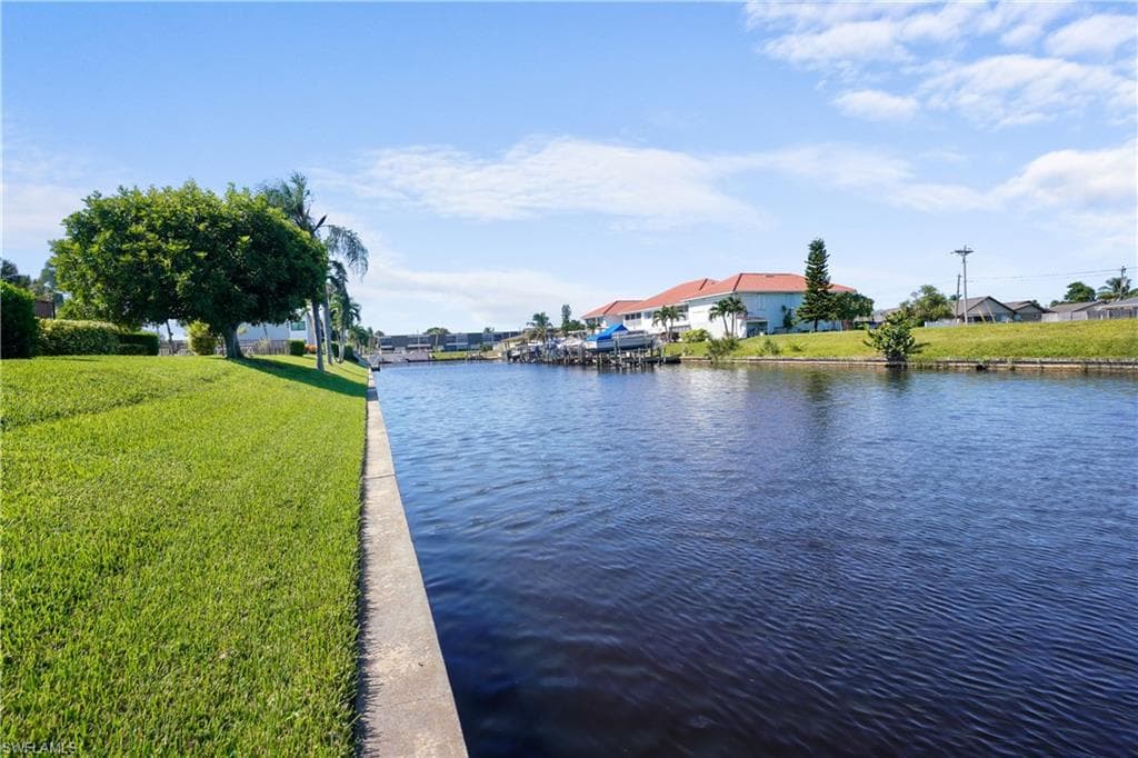 3803 SE 11th PL # 1210, CAPE CORAL FL 33904-33