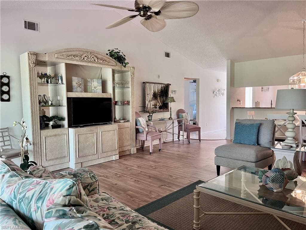 3685 Amberly CIR W # D305, NAPLES FL 34112-5