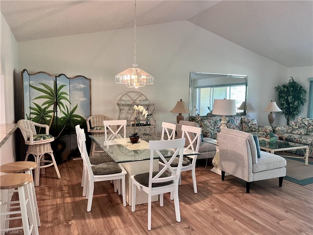 3685 Amberly CIR W # D305, NAPLES FL 34112-4