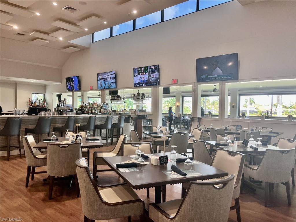 3685 Amberly CIR W # D305, NAPLES FL 34112-29