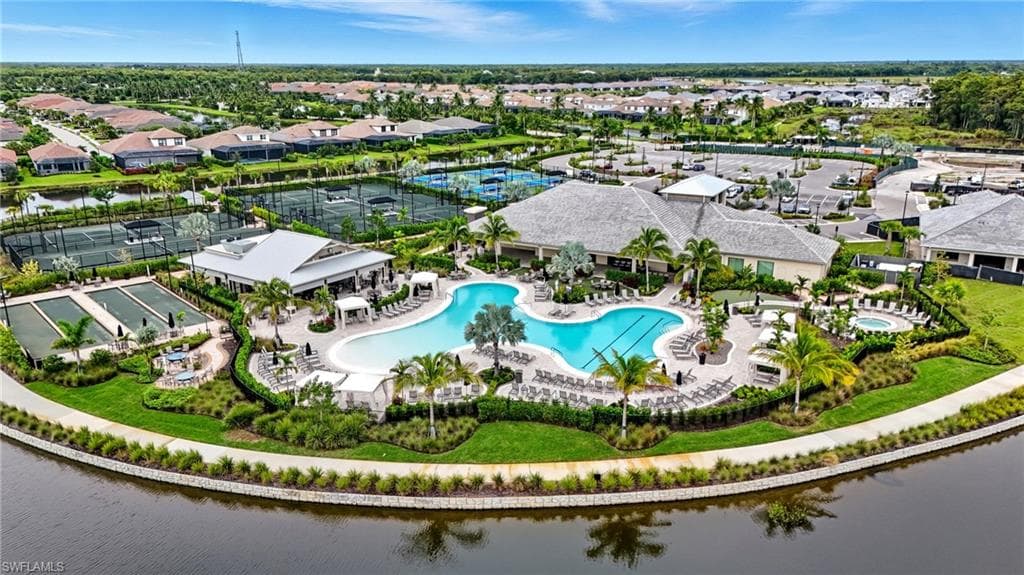 15445 Turin DR, NAPLES FL 34114-48