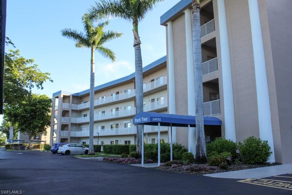 14931 Park Lake DR # 104, FORT MYERS FL 33919-2