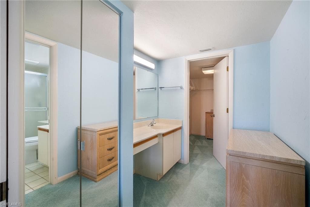 6979 Winkler RD # 325, FORT MYERS FL 33919-16