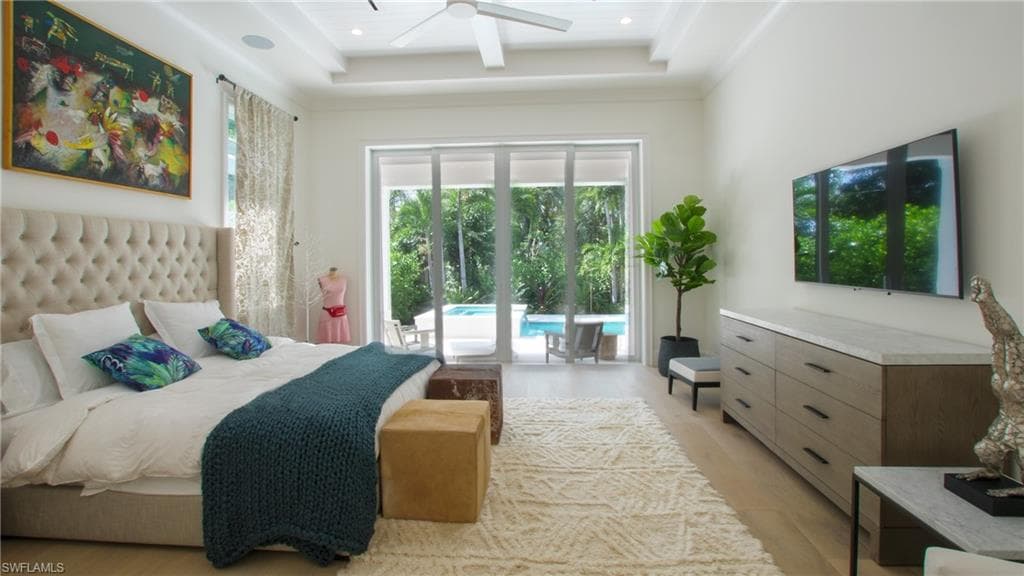 700 Wedge DR, NAPLES FL 34103-16