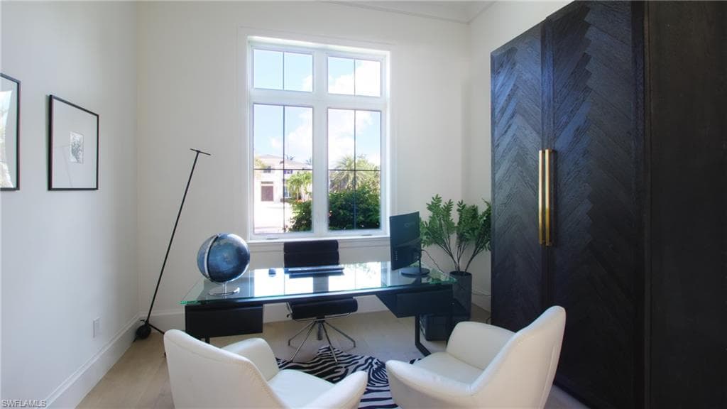 700 Wedge DR, NAPLES FL 34103-15