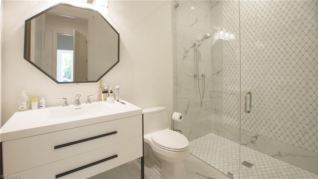 700 Wedge DR, NAPLES FL 34103-10